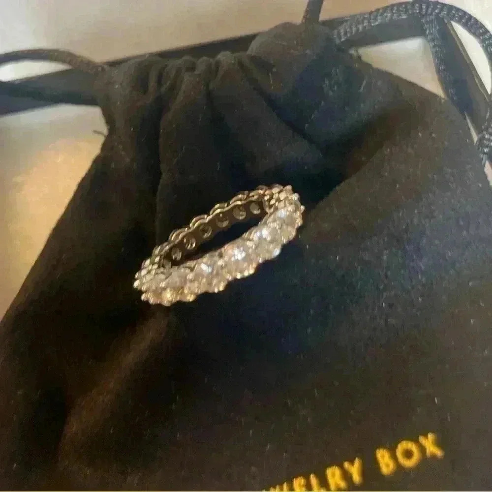 Fantasy jewelry box The diva round cut CZ full eternity band size 7 new bling